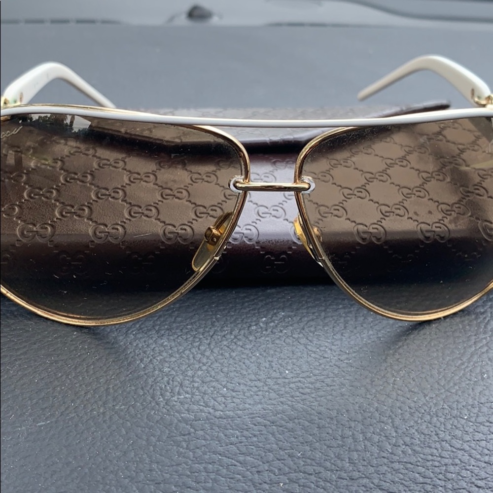 Gucci Sunglasses - Picture 5 of 5